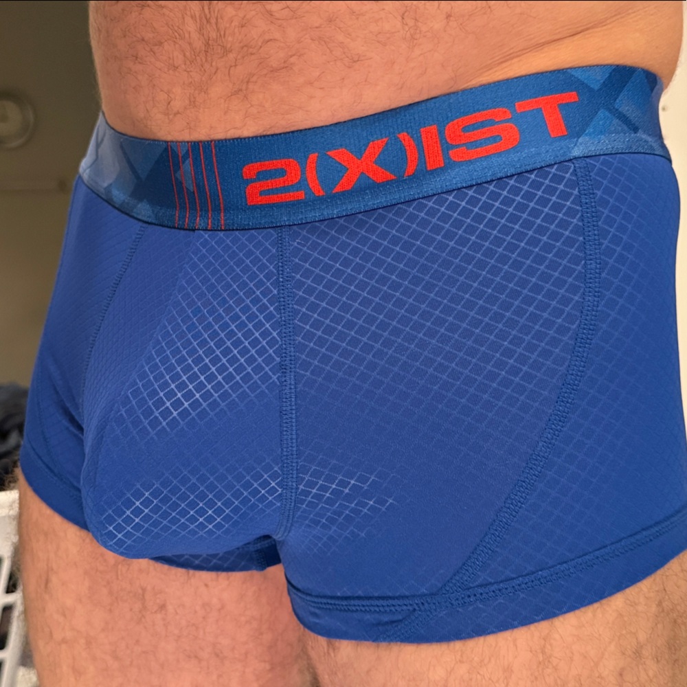 2Xist Men's Bold Blue Compression Shorts - Picture 3 of 4